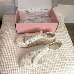JIAJIA 8835 Wedding Shoes Bridal Sneakers Flats Bride Tennis Shoes Lace Sneakers